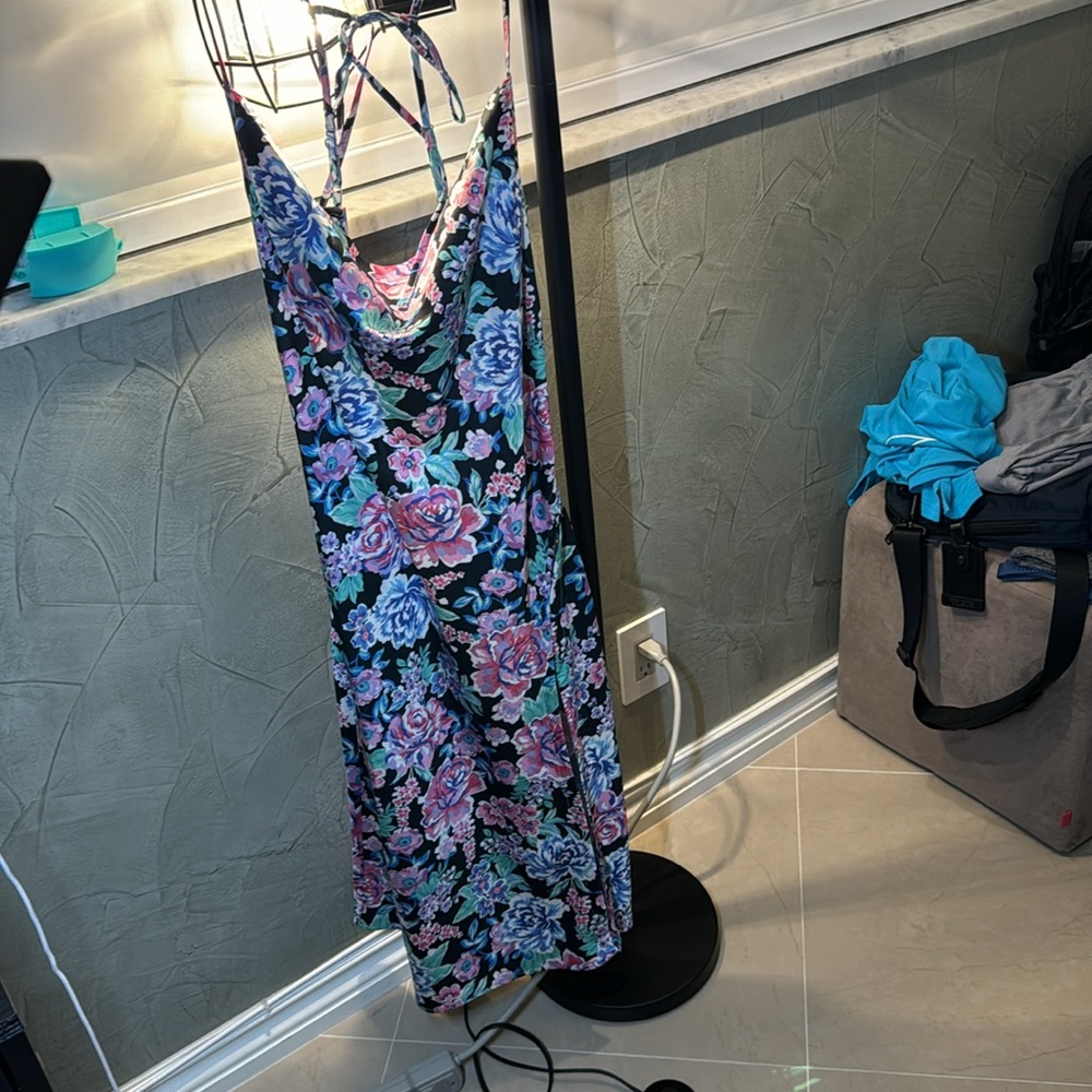 For love and lemons floral dress with open back that ties